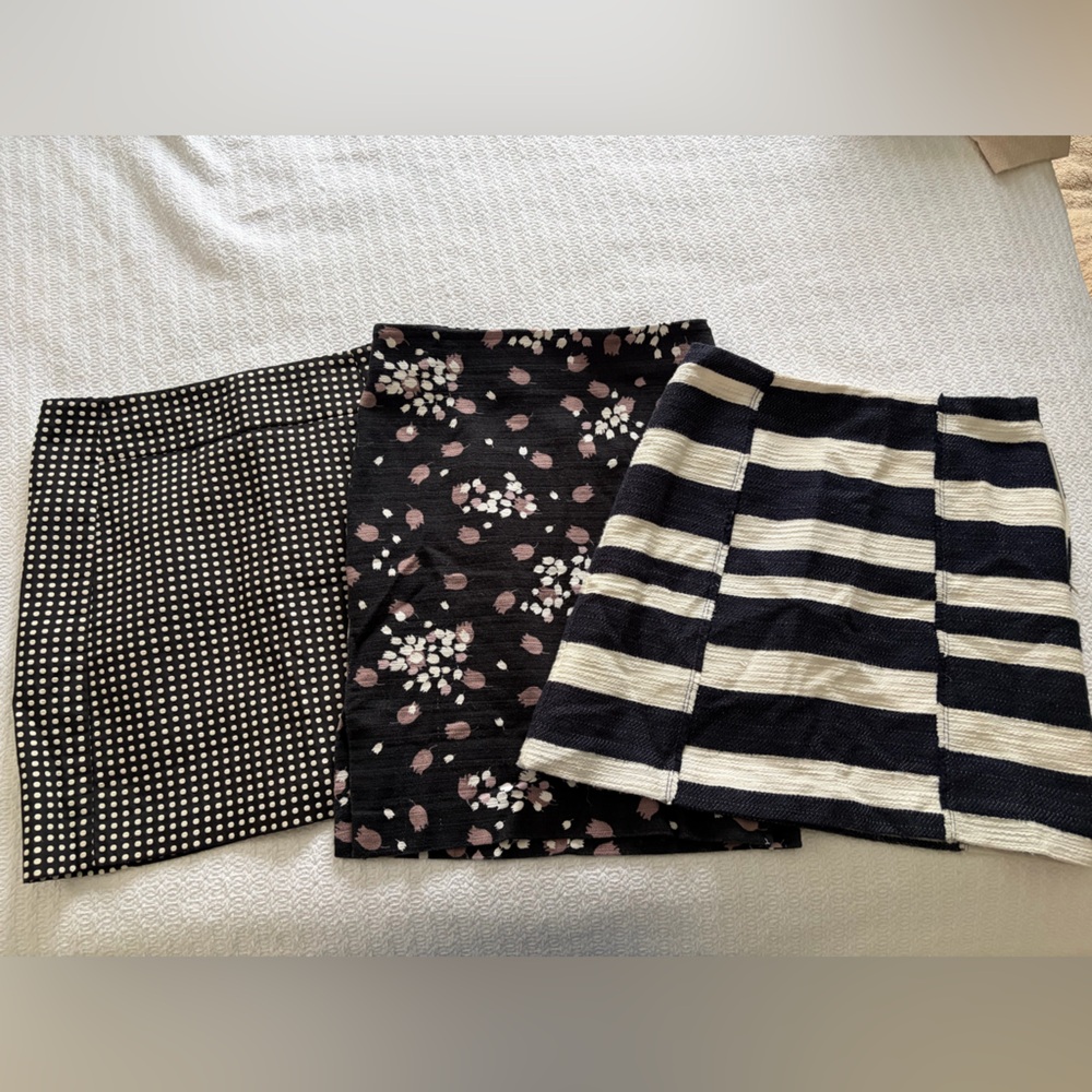 Womens Black Floral and Striped Skirt Set - Versatile Styles